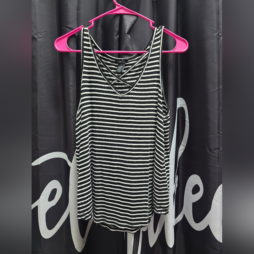 Rue21 Striped Black and White Tank Top